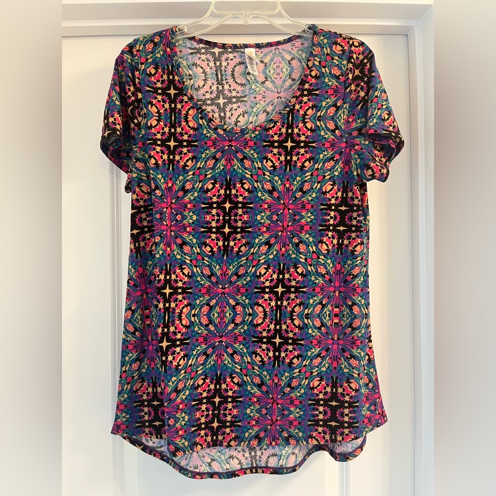 Lularoe Shirt